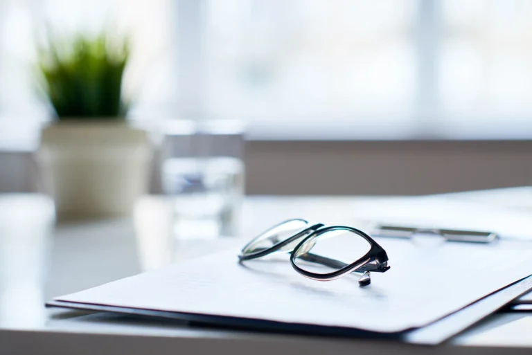 Memorias de sostenibilidad corporativa, consultoría estratégica Bluenergy